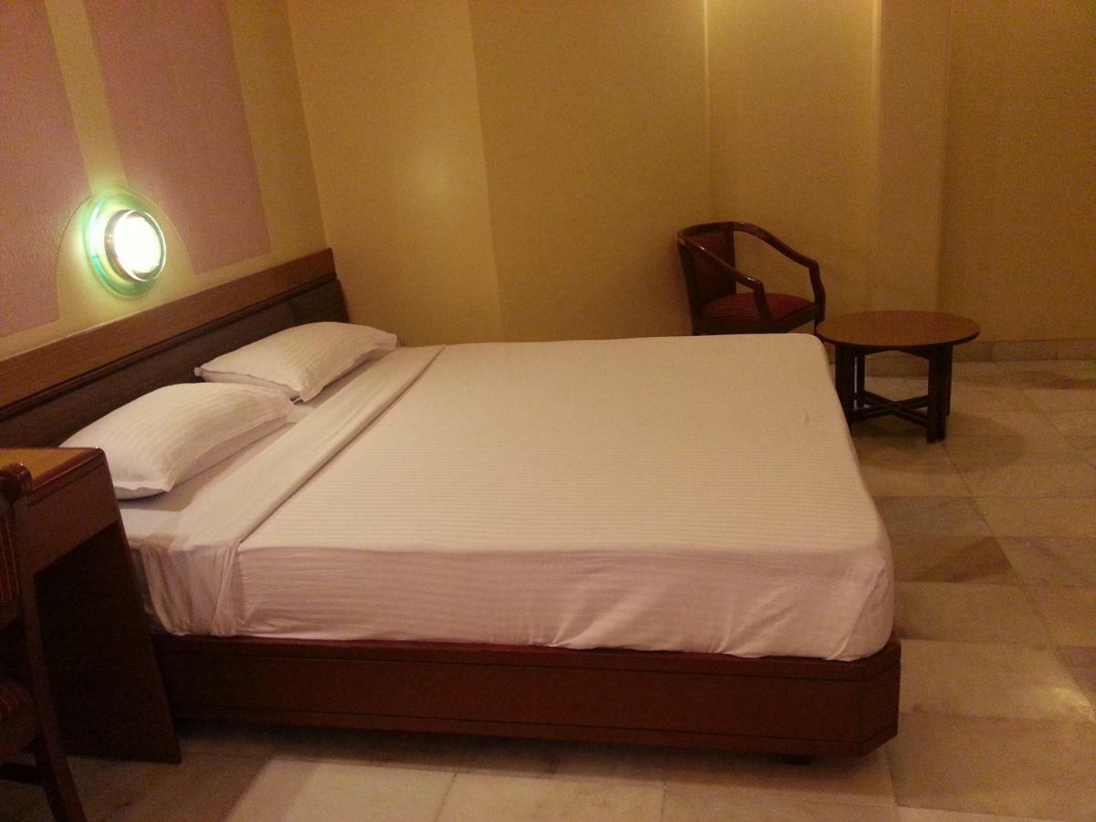 Hotel Ashray International, Sion - Near Bkc Bombay Habitación foto