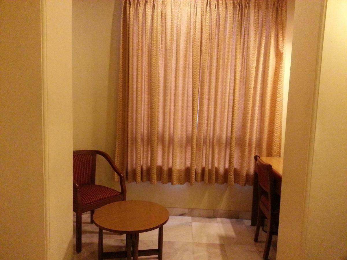 Hotel Ashray International, Sion - Near Bkc Bombay Exterior foto